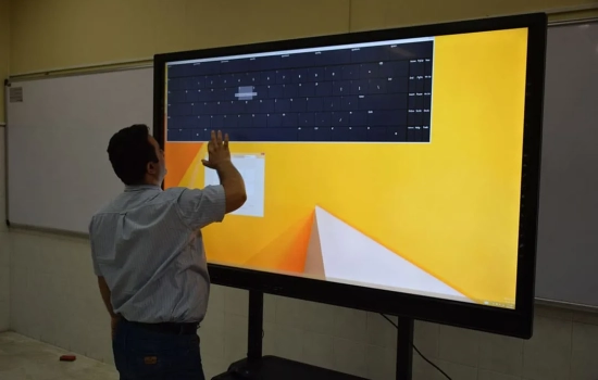 انقلاب دیجیتال در آموزش با استفاده از تجهیزات هوشمند کاواک تحولی بنیادین در فرآیند یادگیری ایجاد کرده