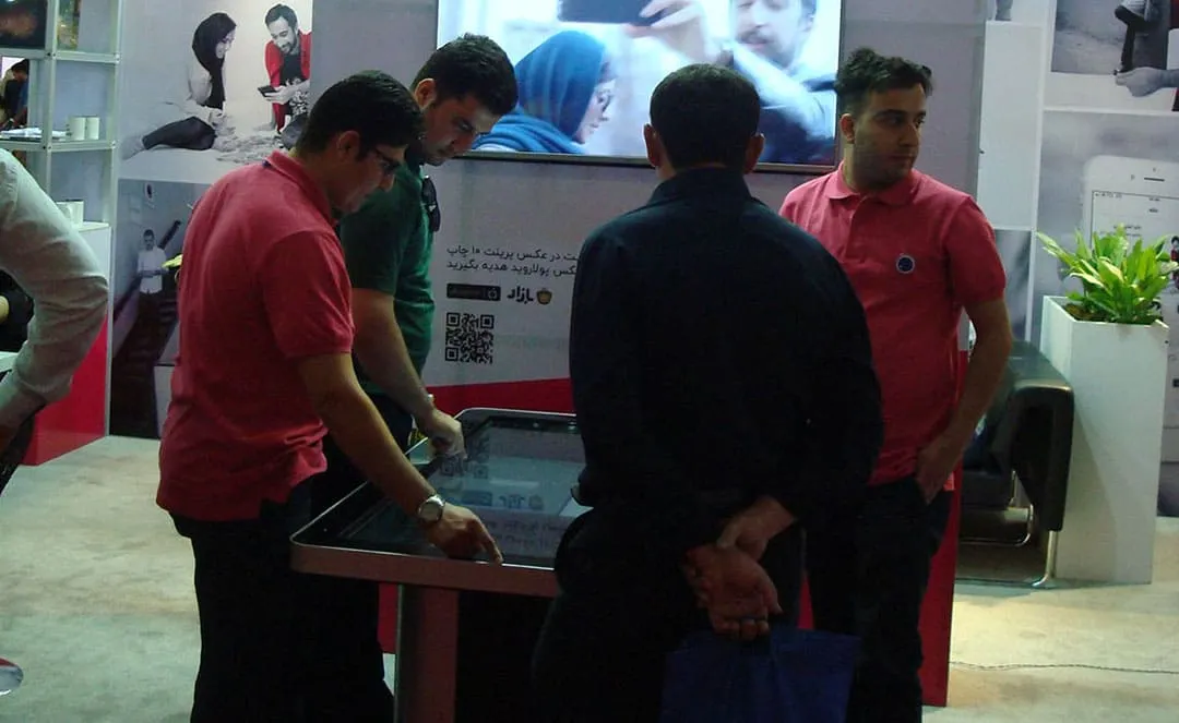 اجاره میز لمسی