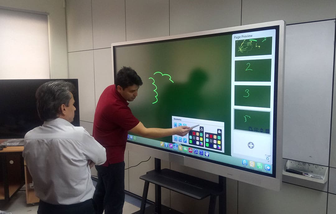 CAVAC All In One Computer 86Inch Nouri Petrochemical Company 18